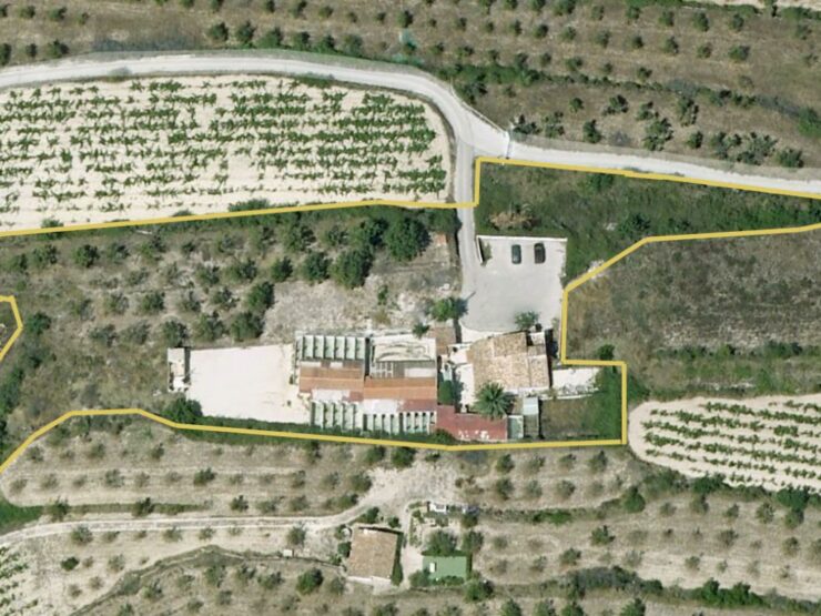 Fantastic Opportunity To Own Your Own Finca Style Villa In Moraira On A 5392 sqm Plot