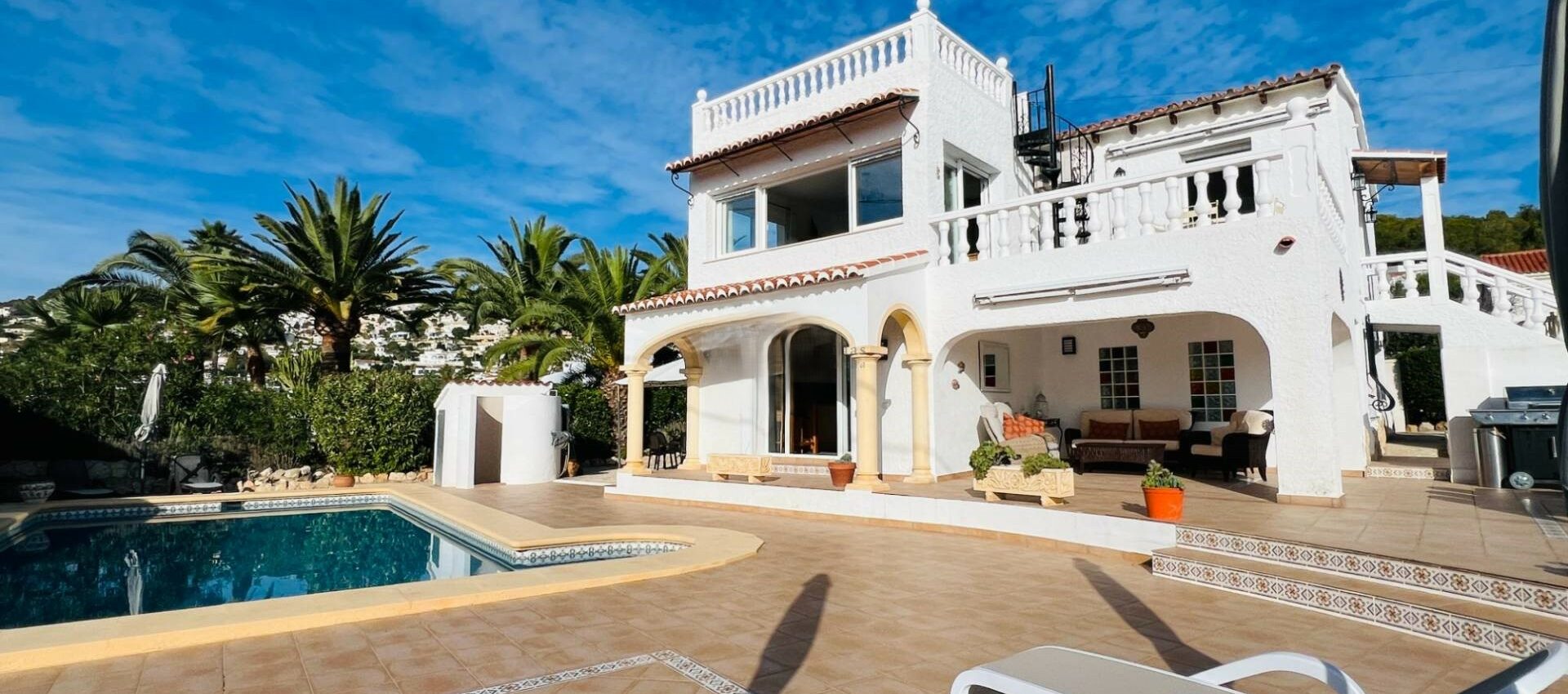 Totally Refurbished 3 Bed 2 Bath Villa With Sea Views Close to Moraira